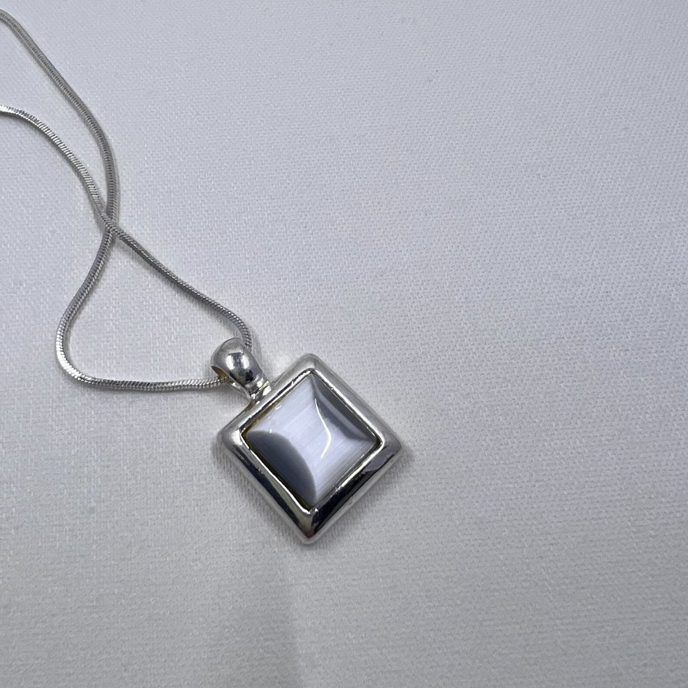 NY Silver Toned 16” Necklace with Smokey Grey Square Tigers Eye Pendant - Picture 3 of 5